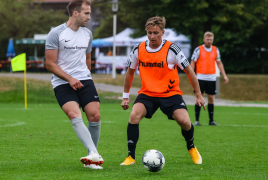 Oberhaching, Deutschland, 23.07.2022:
Fußball, OUTDOOR B2SOCCER München

Foto: Christian Riedel / fotografie-riedel.net